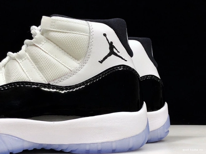 11 Jordan 2018 Retro 